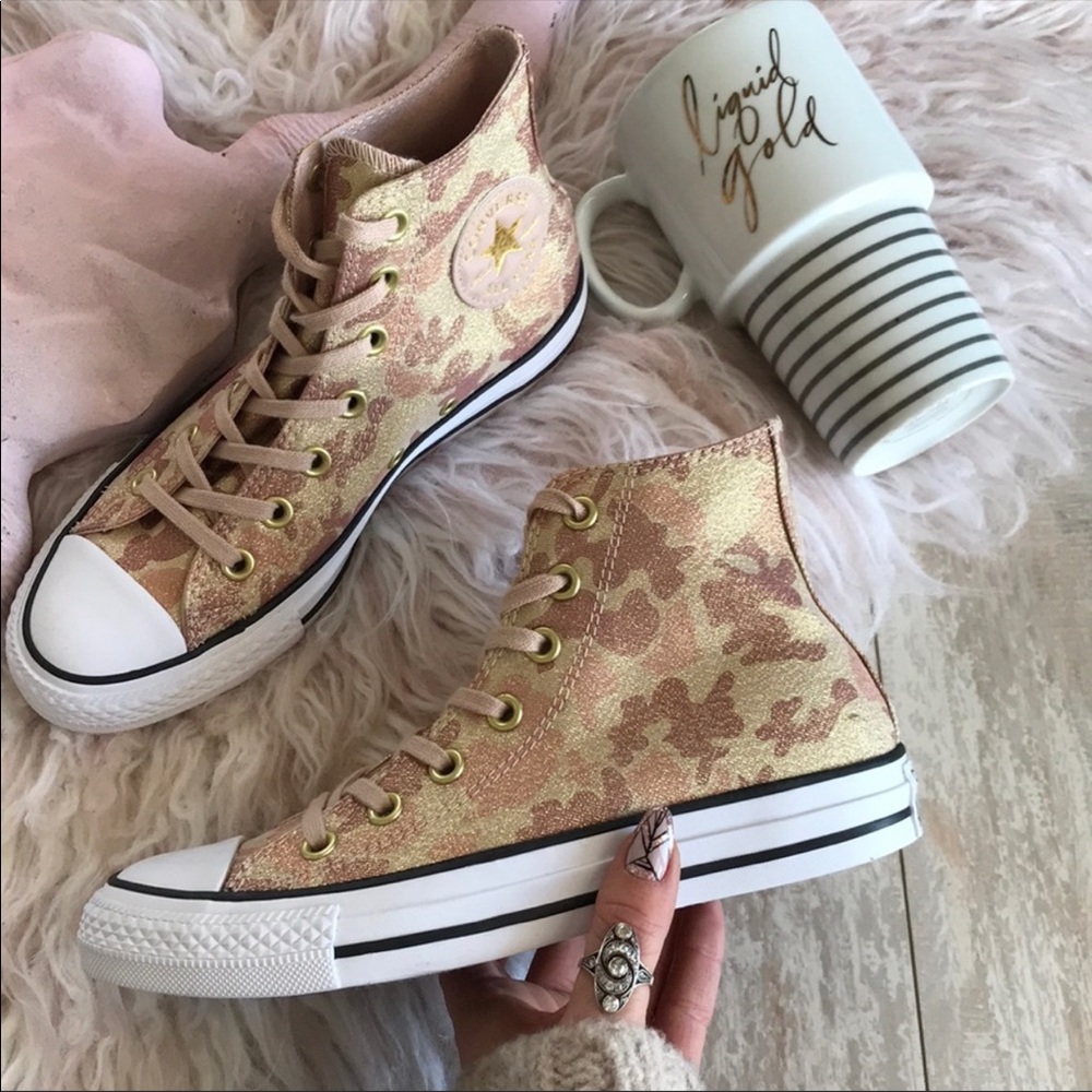 NWT converse camp gold high tops - Picture 3 of 7